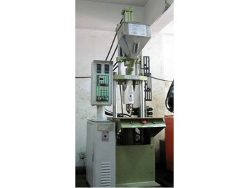 LED燈串標準型立式注塑機
