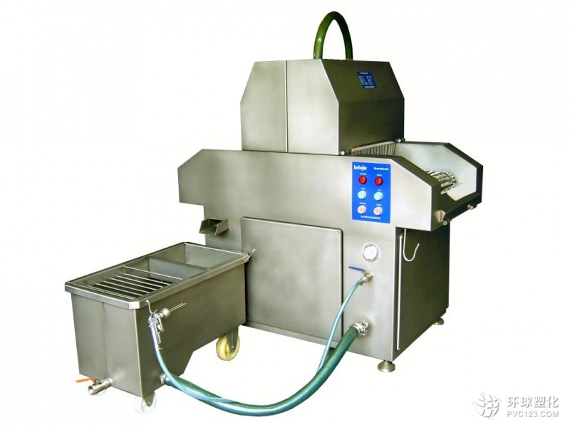 適應(yīng)于加工聚氯乙烯塑料的注射機(jī)簡介