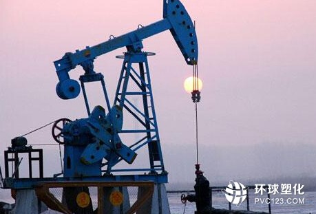 2017年美國(guó)原油產(chǎn)量或降至每日860萬桶