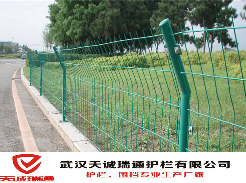 天誠瑞通護(hù)欄網(wǎng)